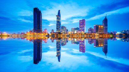 Vijetnam i krstarenje zaljevom Halong bay luksuznim brodom – Mondo premium 2026.